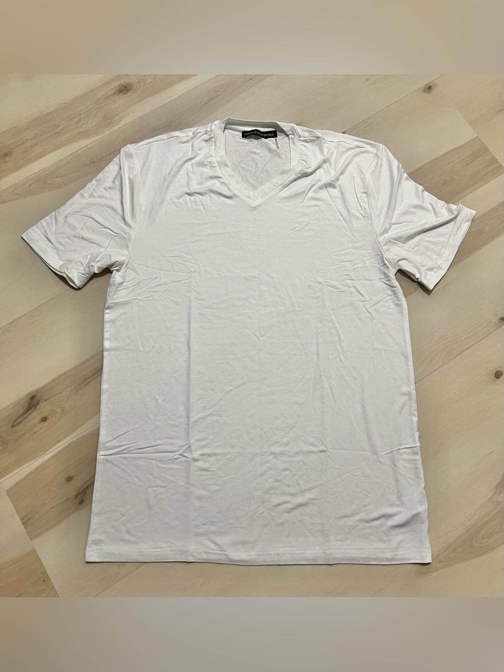 Naked Wardrobe NEW Women’s Oversized Medium White V-neck T-shirt
